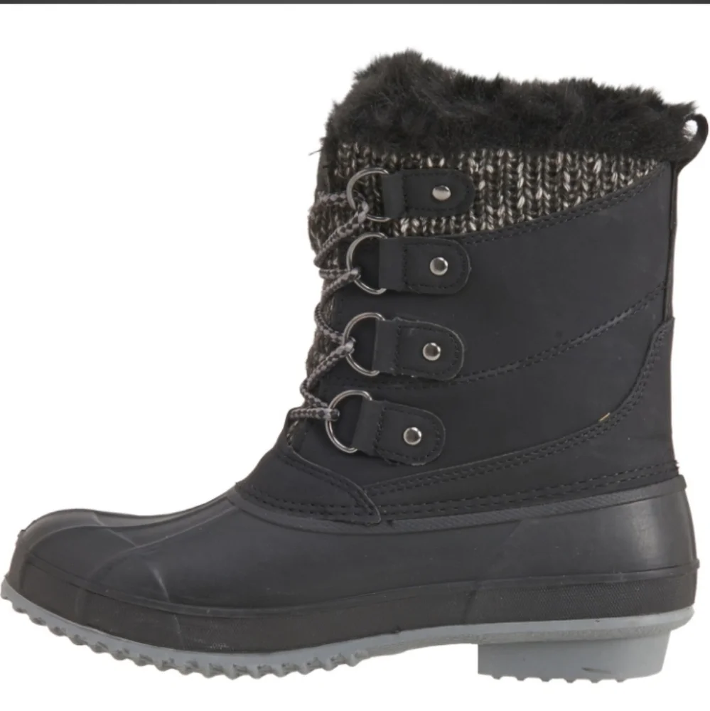 NWT Woman's Khombu Winter Boots